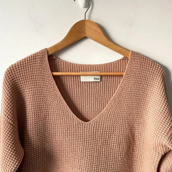 Aritzia Wilfred Free Wolter 100% Merino Wool Waffle Knit Sweater Camel Sz Medium - Picture 3 of 7